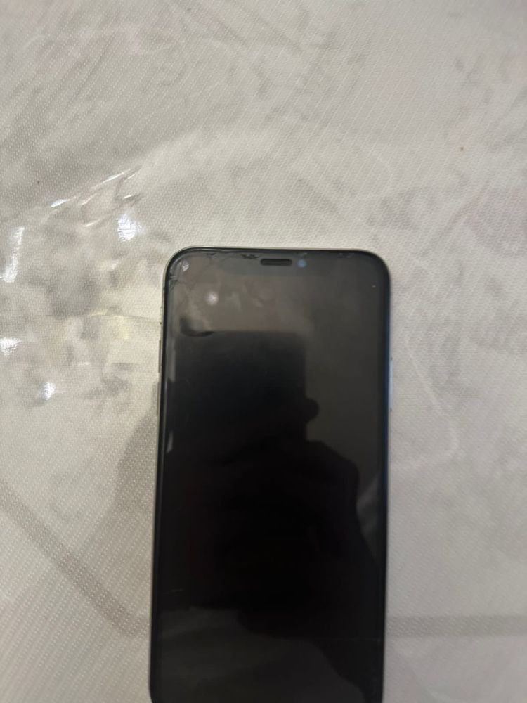 IPhone x серебристый