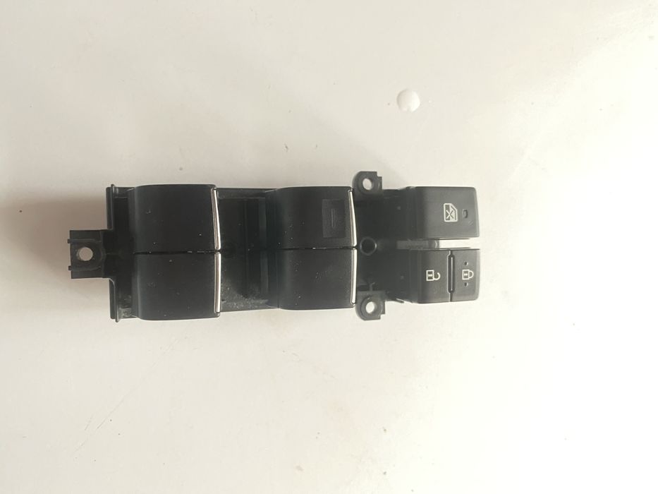 Управление стеклоподъемниками Toyota Rav4, Camry