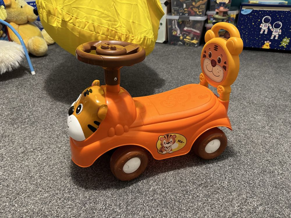 Кола за возене Ride-On