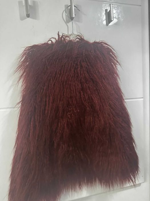 Vesta din blăniță roșie Zara - fetițe 5 -6 ani