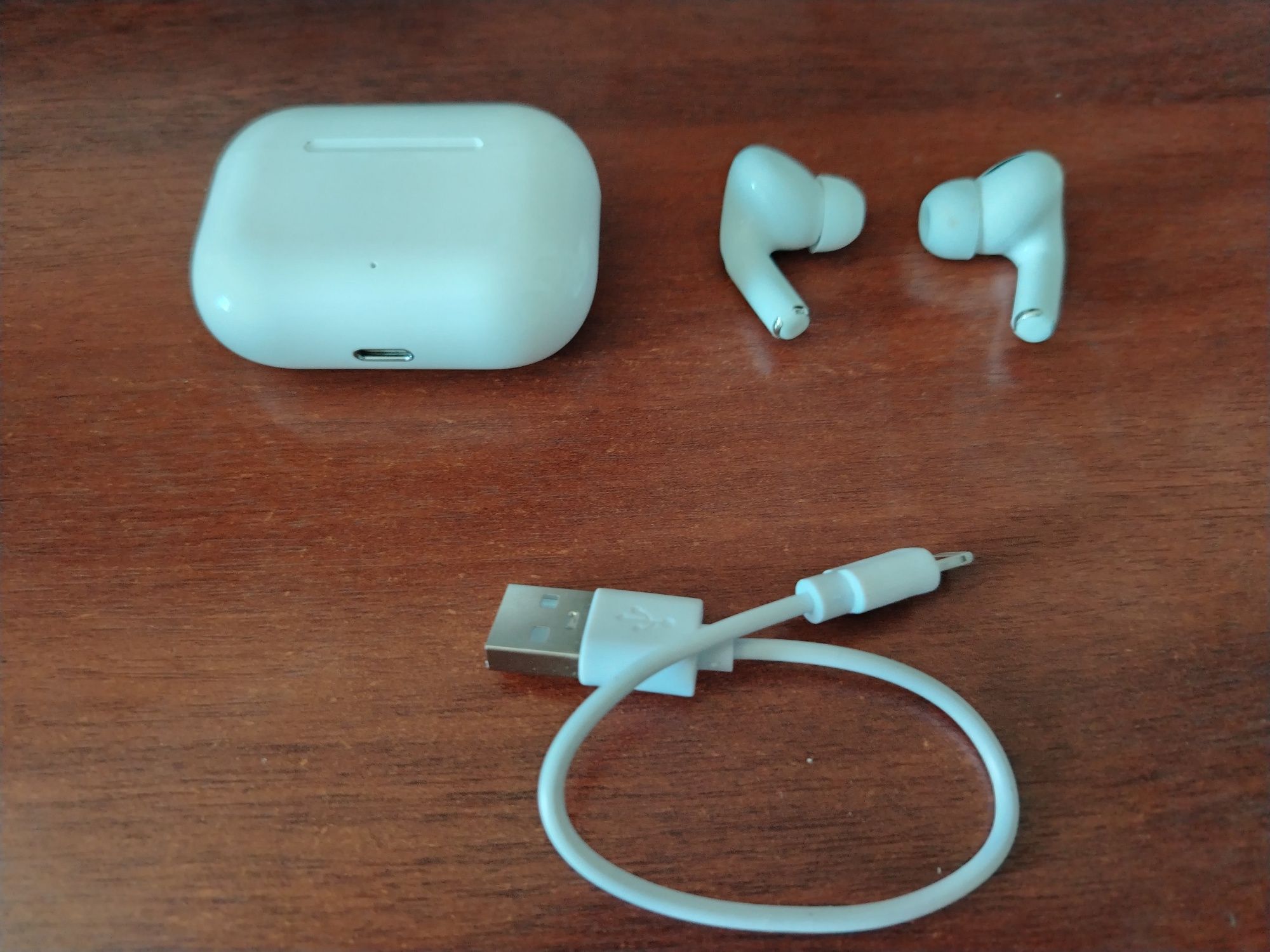 Продаю новый AirPods Pro 2 в отличным состояние
