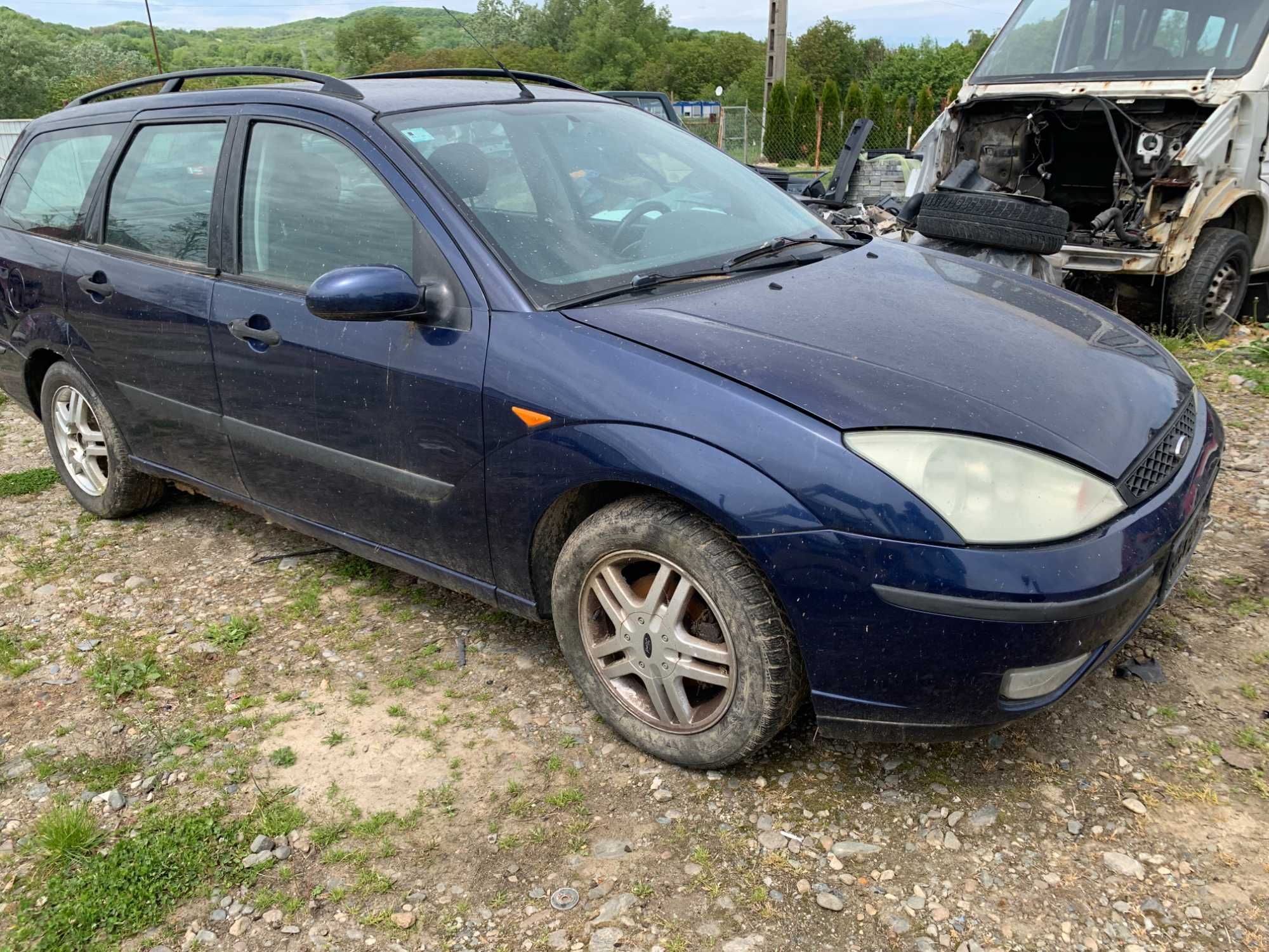 Dezmembrari Dezmembrez Piese piesa Dez ford focus 1 euro4 1,6 i  2001