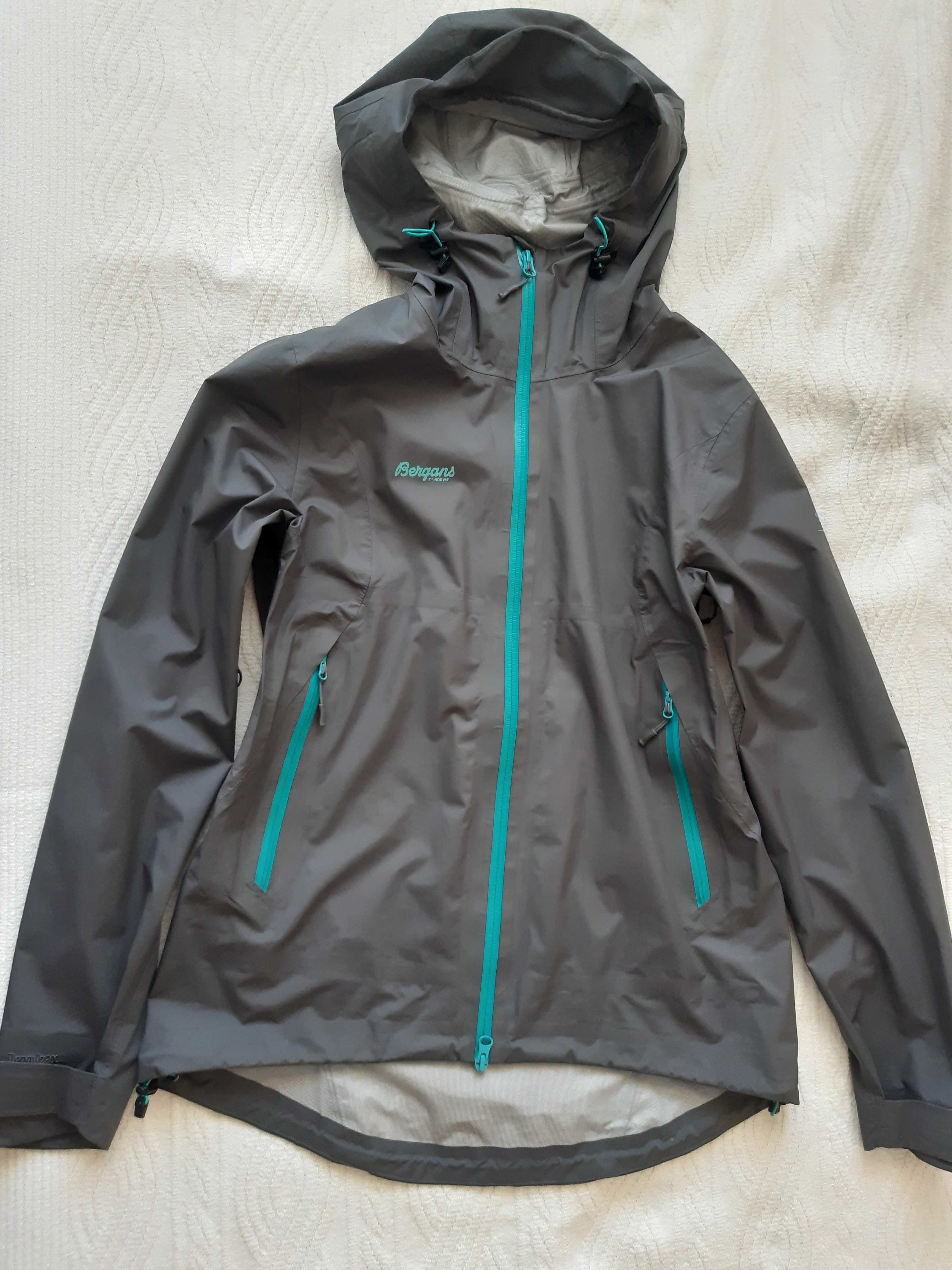 Туристическо Яке Bergans 1395 LETTO LADY M