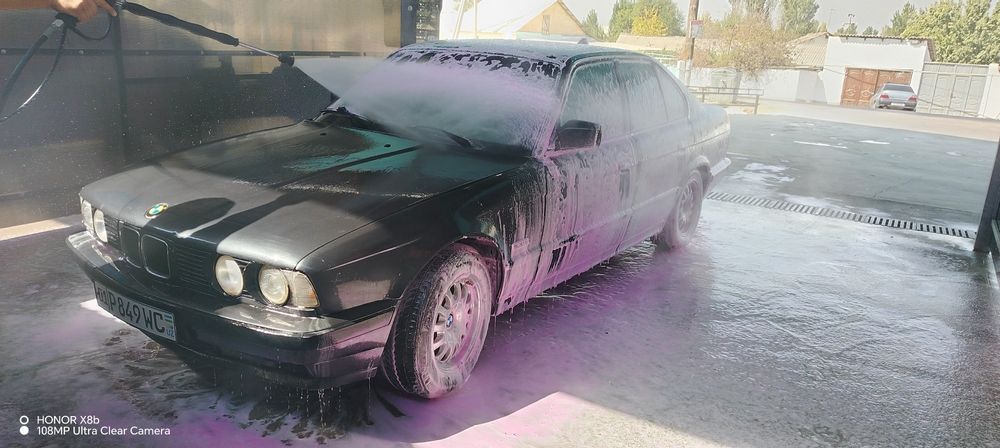 BMW. E34 siro'chniy