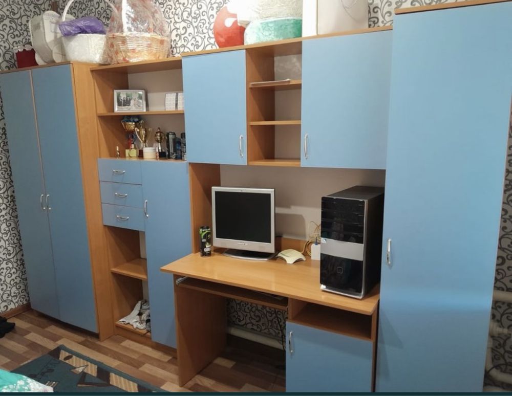 Продам стенку детскую