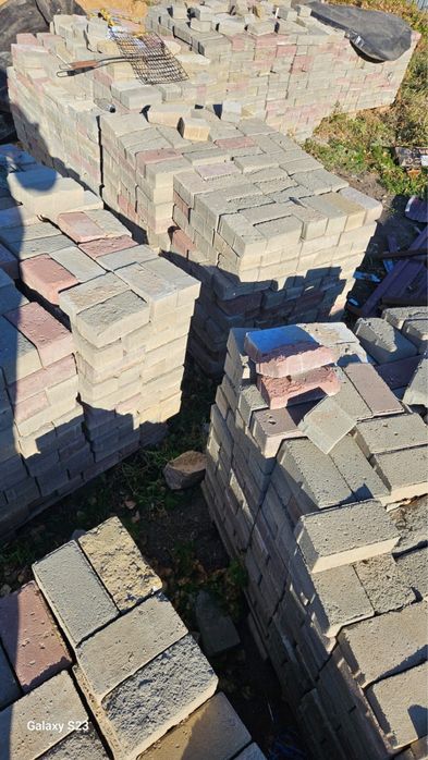 Продаётся б/у брусчатка в идеальном состоянии— надёжно, на века!