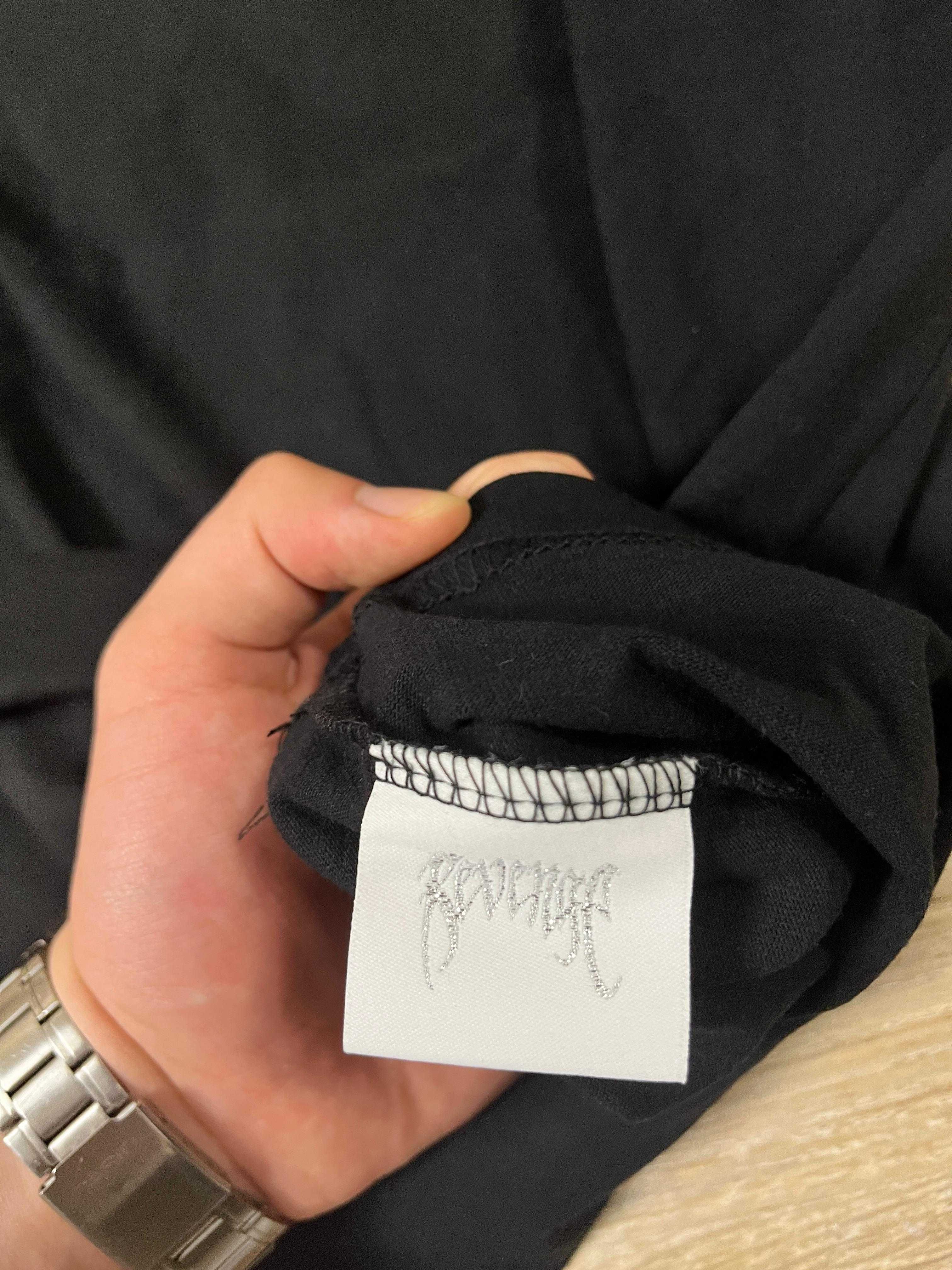 Tricou Revenge cu imprimeu original iepure, playboy