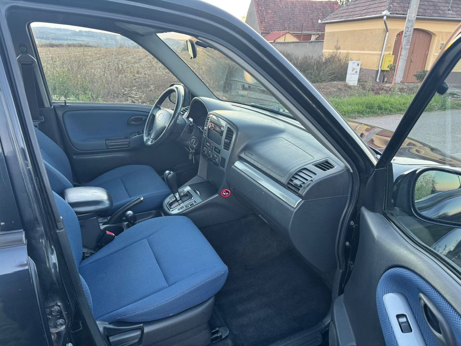 Suzuki Grand Vitara 2.0 benzina automata