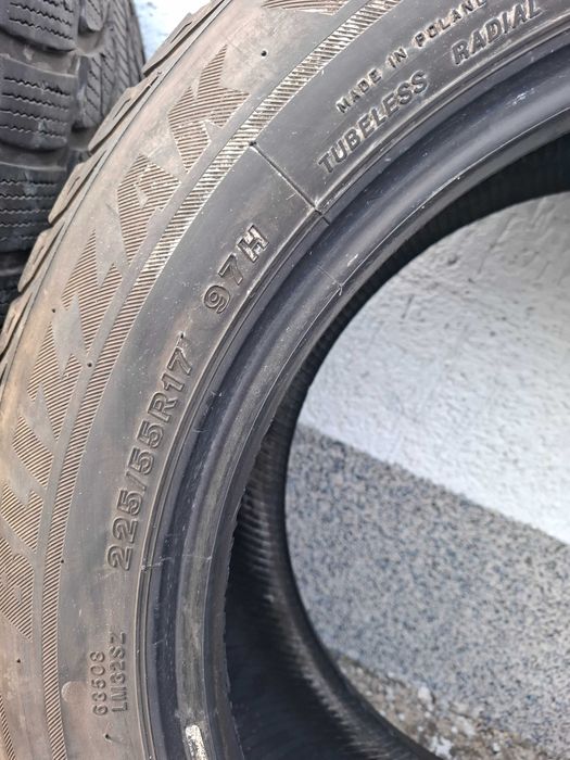 Гуми 225 55 17 Bridgestone