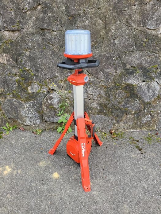 Lanterna cu trepied Hilti  SL 10-22 Nuron