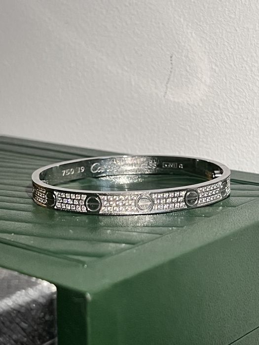 Cartier love bracelet paved