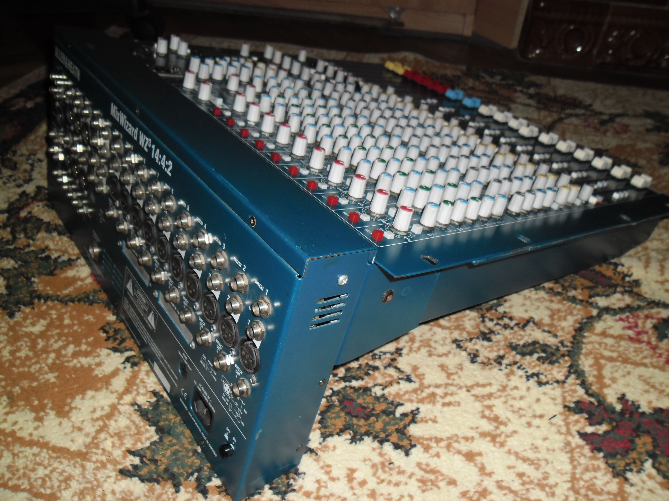 Studio / Live mixer profesional Allen & Heath MixWizard WZ3 14:4:2 UK