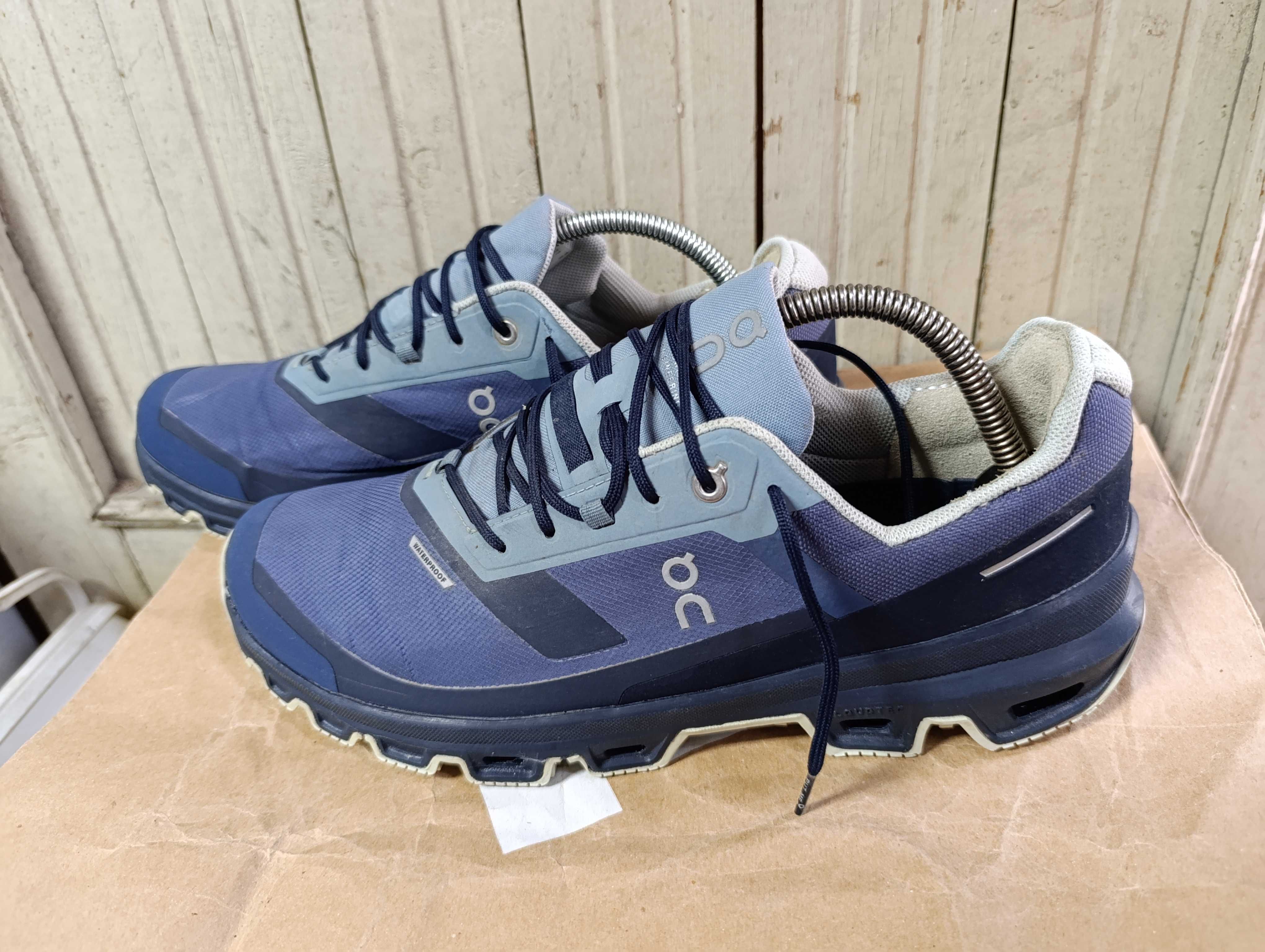 ''On Cloudventure Waterproof''оригинални маратонки 45.5 номер