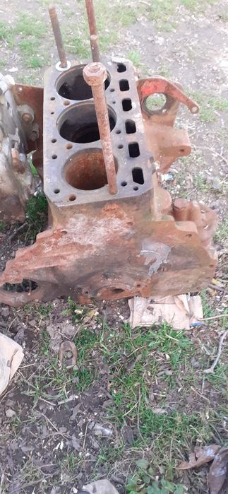 Bloc motor mccormick