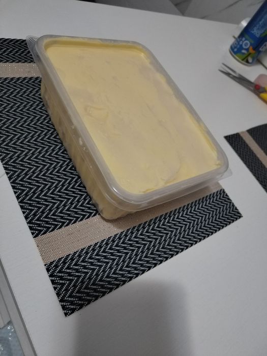 Масло домашнее сливочное