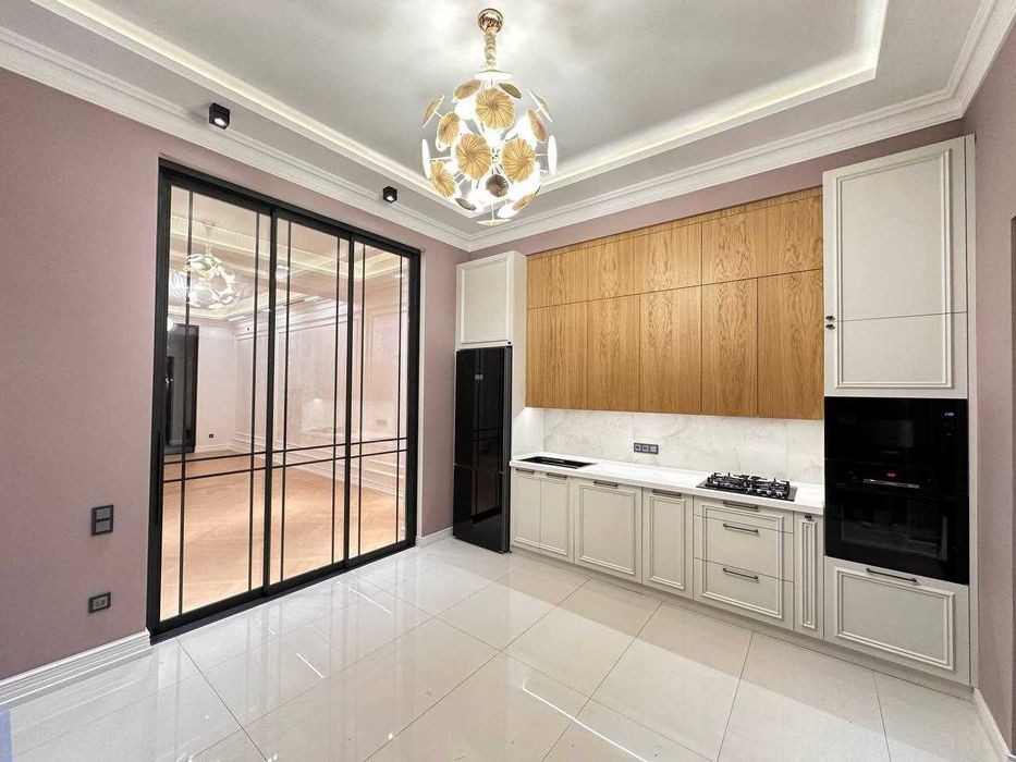Продается Евро Дом Академгородок 5 сот 3 уровня 7 комнат