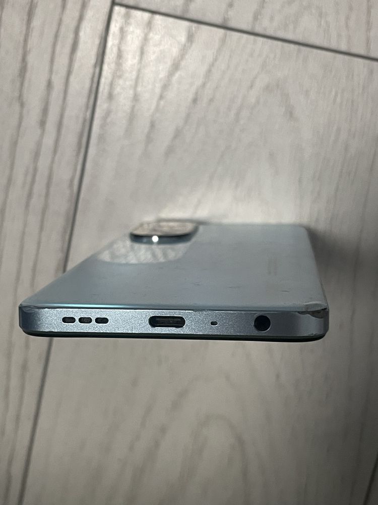 Oppo a 98 5G, impecabil