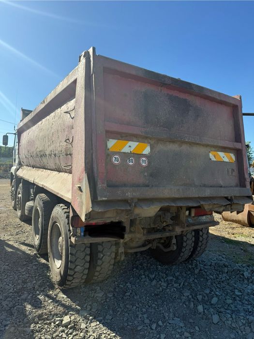 Vând autobasculanta Man 8x4
