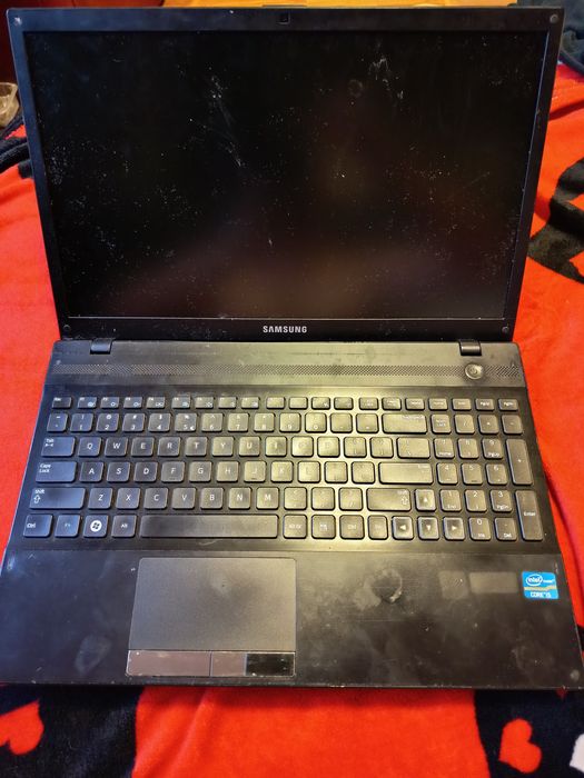 Laptop Samsung PENTRU PIESE