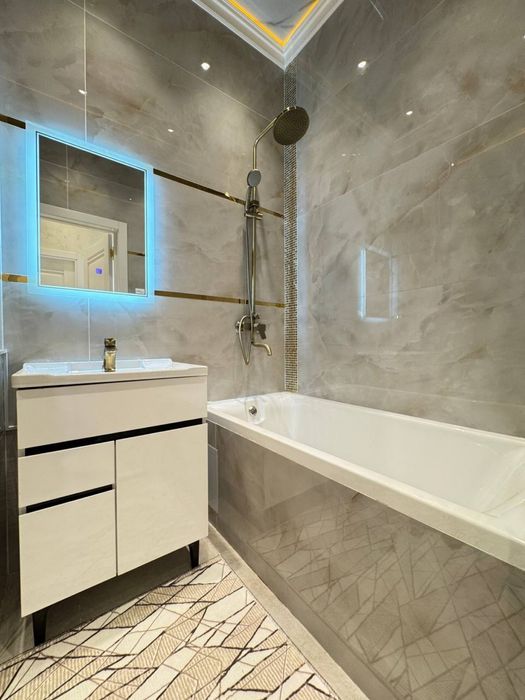 Срочна продаётся квартира метро новза новостиройка