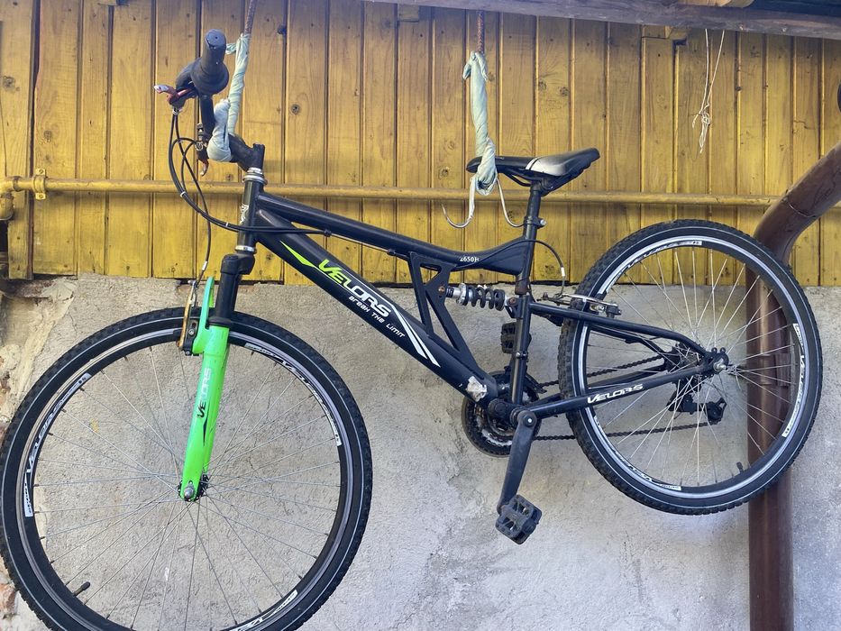 Vând bicicleta velors