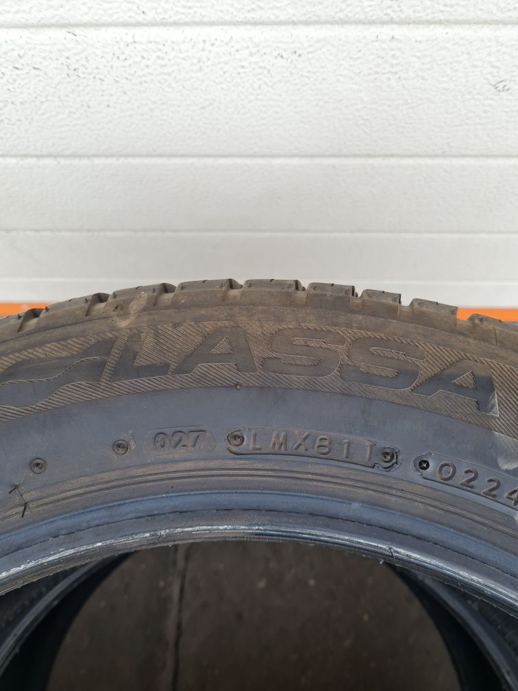 Зимни гуми 2 броя LASSA Multiways2 215 55 R17 дот 0224