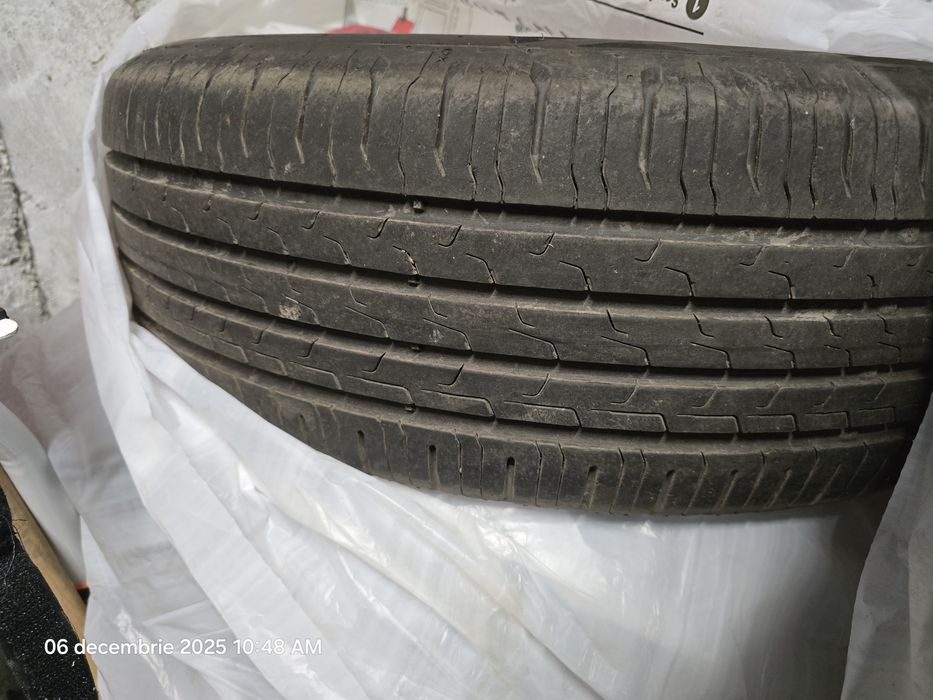 Cauciucuri Continental V XL 215 65 17 vara noi