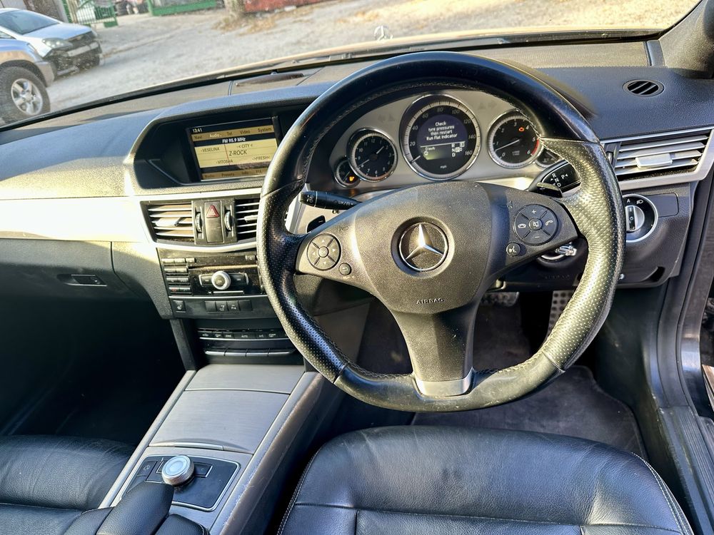 Mercedes E350CDI AMG Pack W212 2010г Мерцедес Е350ЦДИ АМГ пакет 265кс
