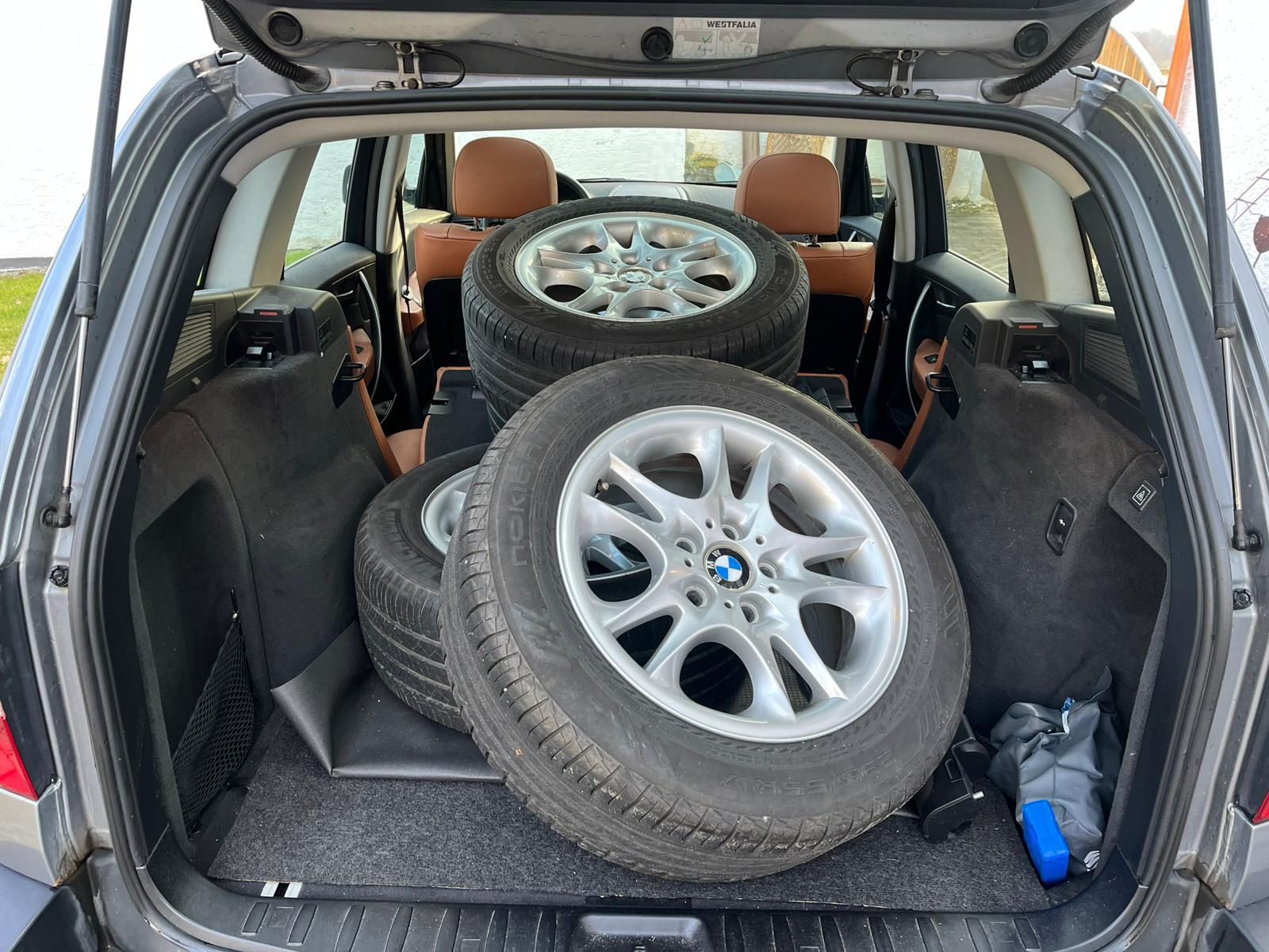 Vând BMW X3  4×4