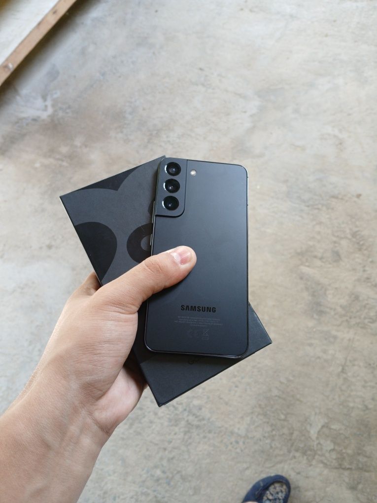 Samsung S22 САТЫЛАДИ