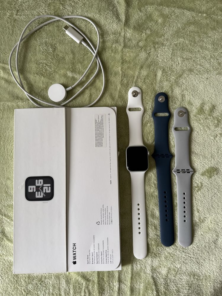 Продается Apple watch SE 40mm