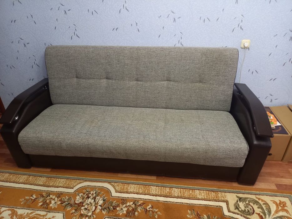 Продам диван раскладной б\у