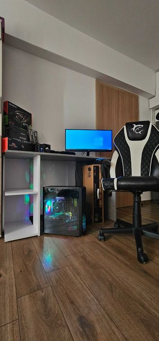 Gaming PC,25'' Монитор,Бюро,Стол Подарък; Ryzen 7/GTX 1660 Ti/32GB RAM