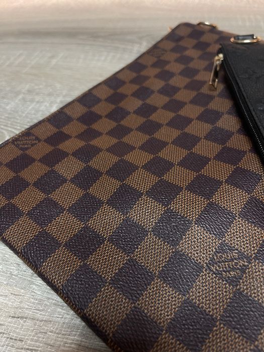 Plicuri LV sau Gucci