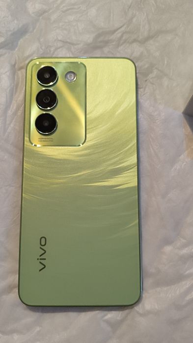 Vivo Y100 новый с горонтией