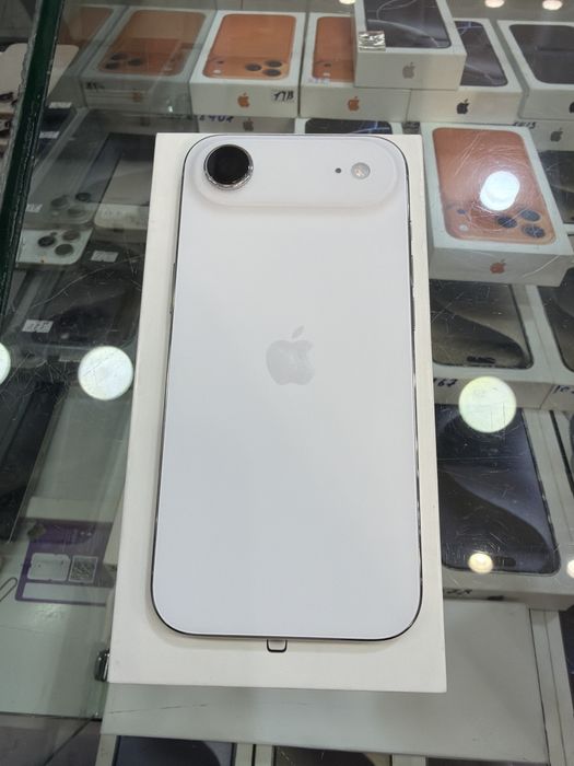 Apple iphone 17 air 256 db white 10 sikl