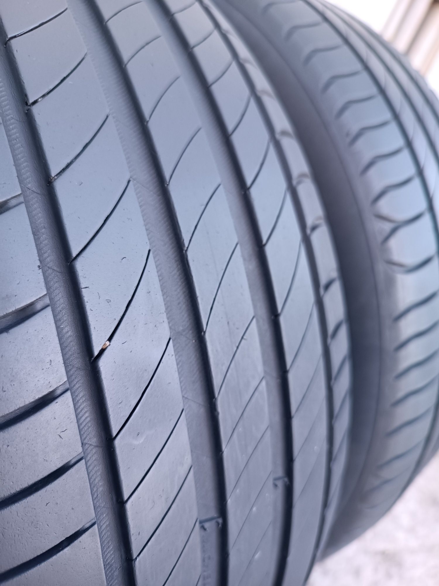 225/45/17 Michelin