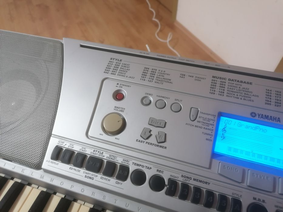 Yamaha PSR 450 , pian orgă