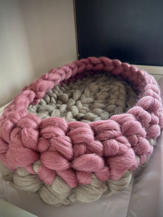 Бебешка кошница/легълце от 100% мериносова вълна по ваш избор