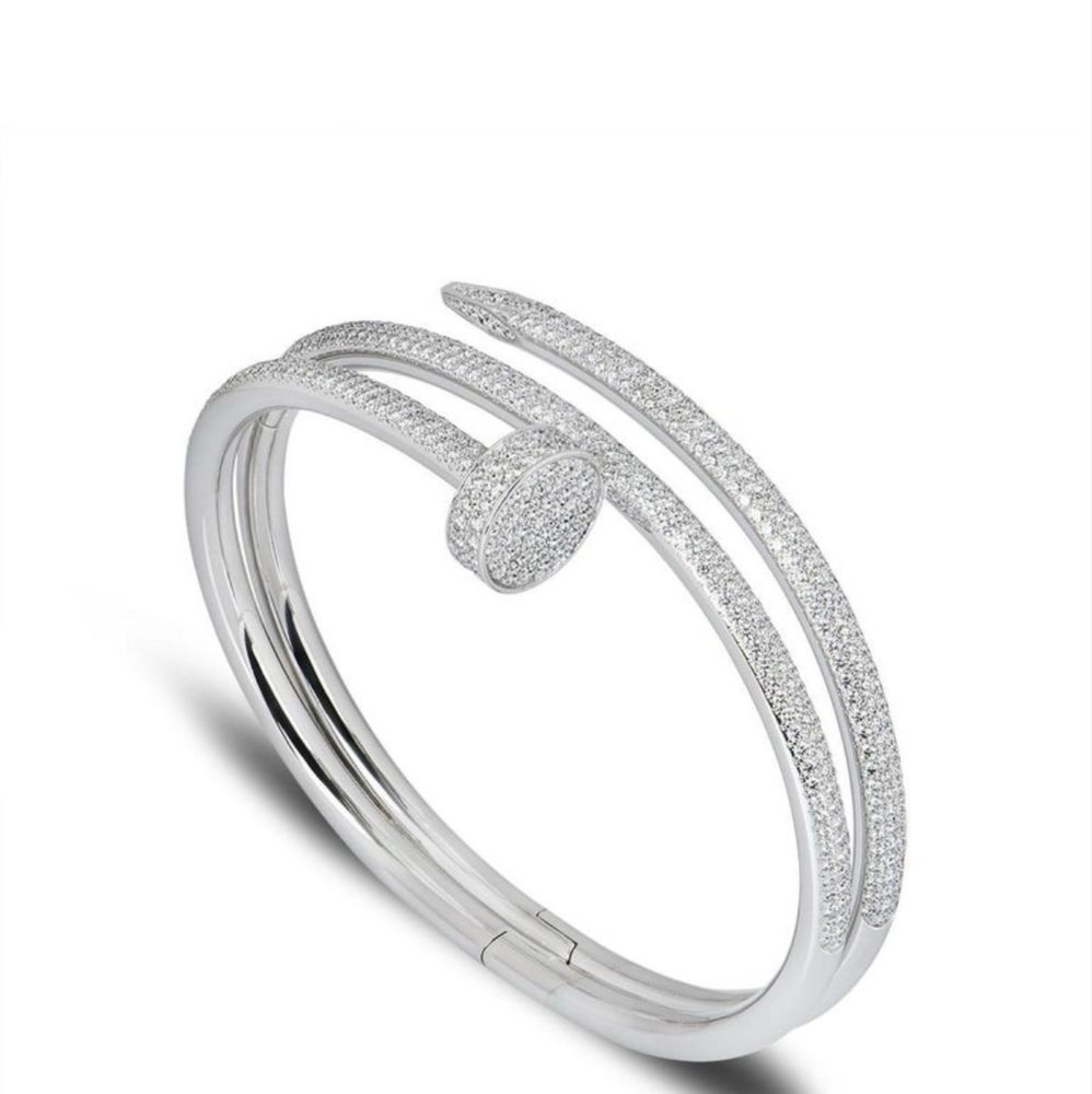 Brățară Cartier Juste un Clou din aur alb 18K cu diamante – Originală