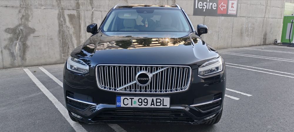 Vând Volvo xc90 2016 D5