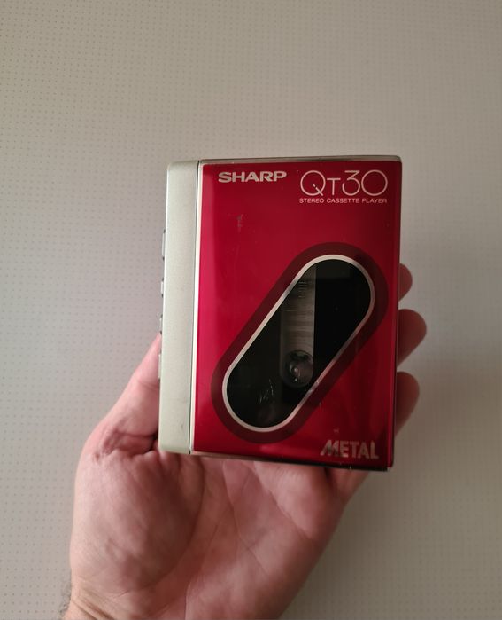 Sharp QT30 Walkman Casetofon Portabil
