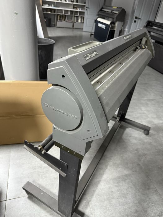 Режущий плоттер Roland