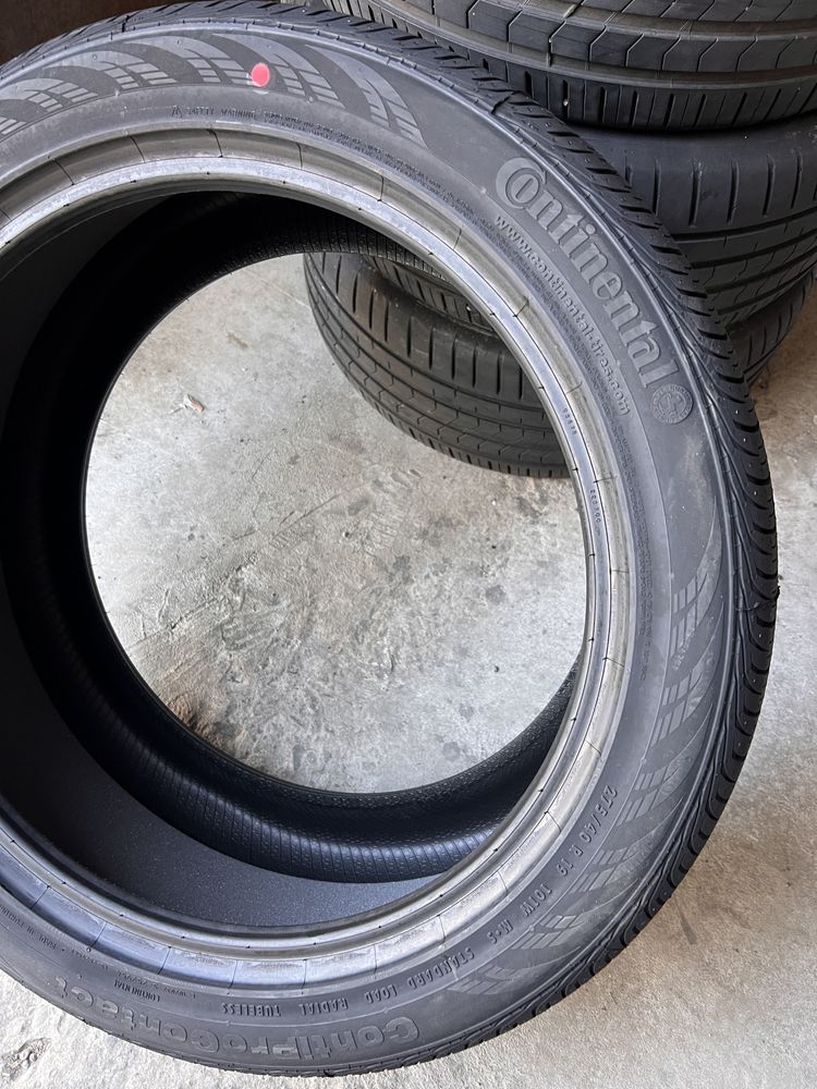 4 anvelope NOI 275/40/19 , Continental !