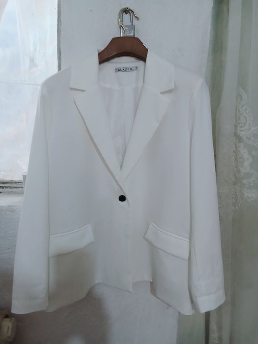 Белый костюм 54 размер