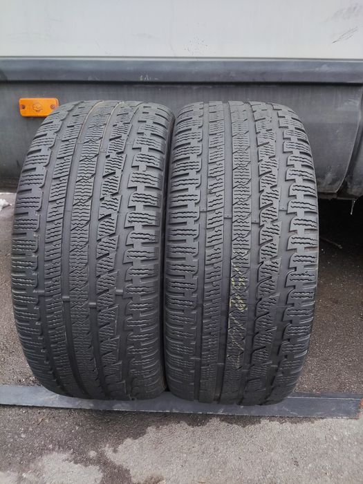 2бр зимни гуми 245/45/18 Kumho
6mm
Без лепенки и кривини
цена 99лв за