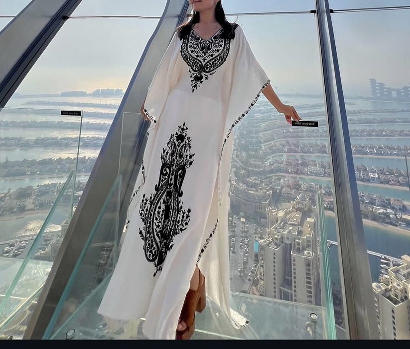 Продаю платья разных фасонов и размеров