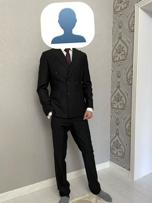 Продам мужской костюм