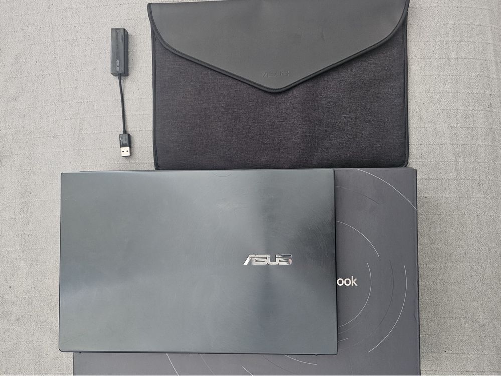 Асус лаптоп Asus Zenbook 14 UM425QA-KI171W