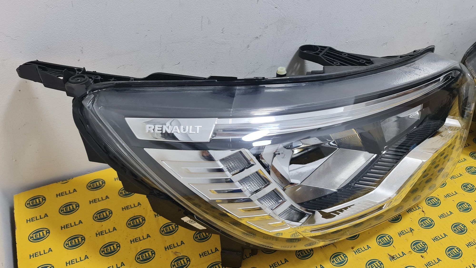 Far faruri Renault Kangoo Express 2020+